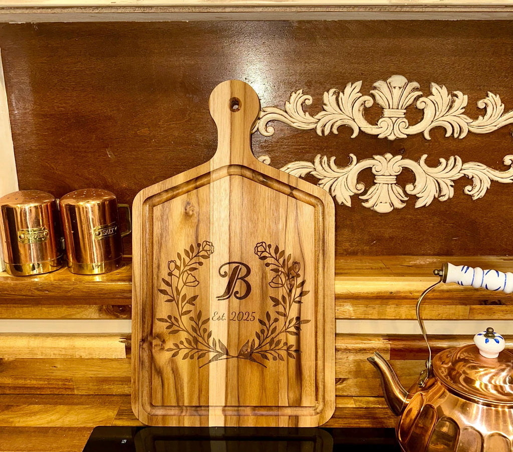 Personalized Teak Wood Cutting Board: Engraved Initial & Date