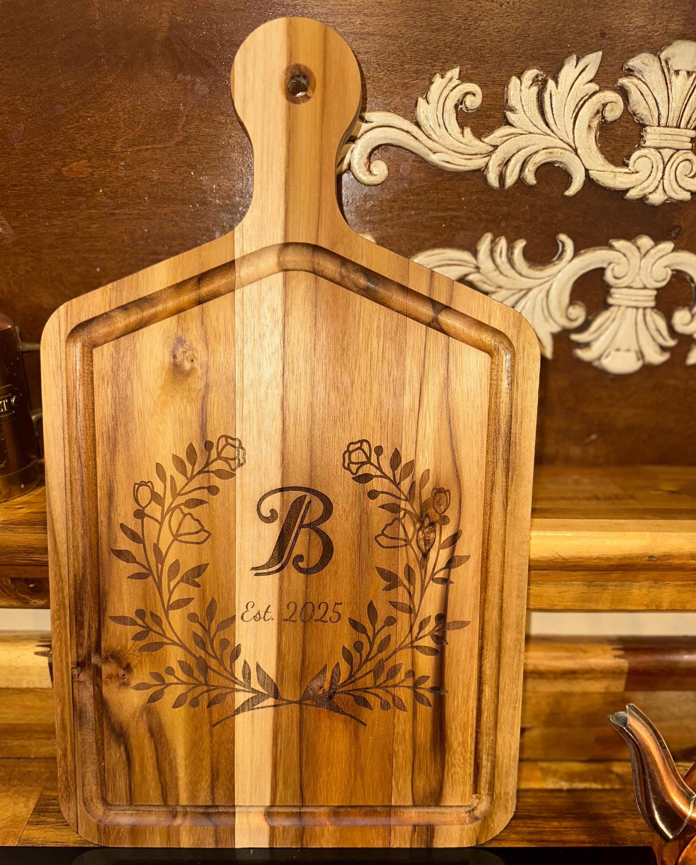 Personalized Teak Wood Cutting Board: Engraved Initial & Date