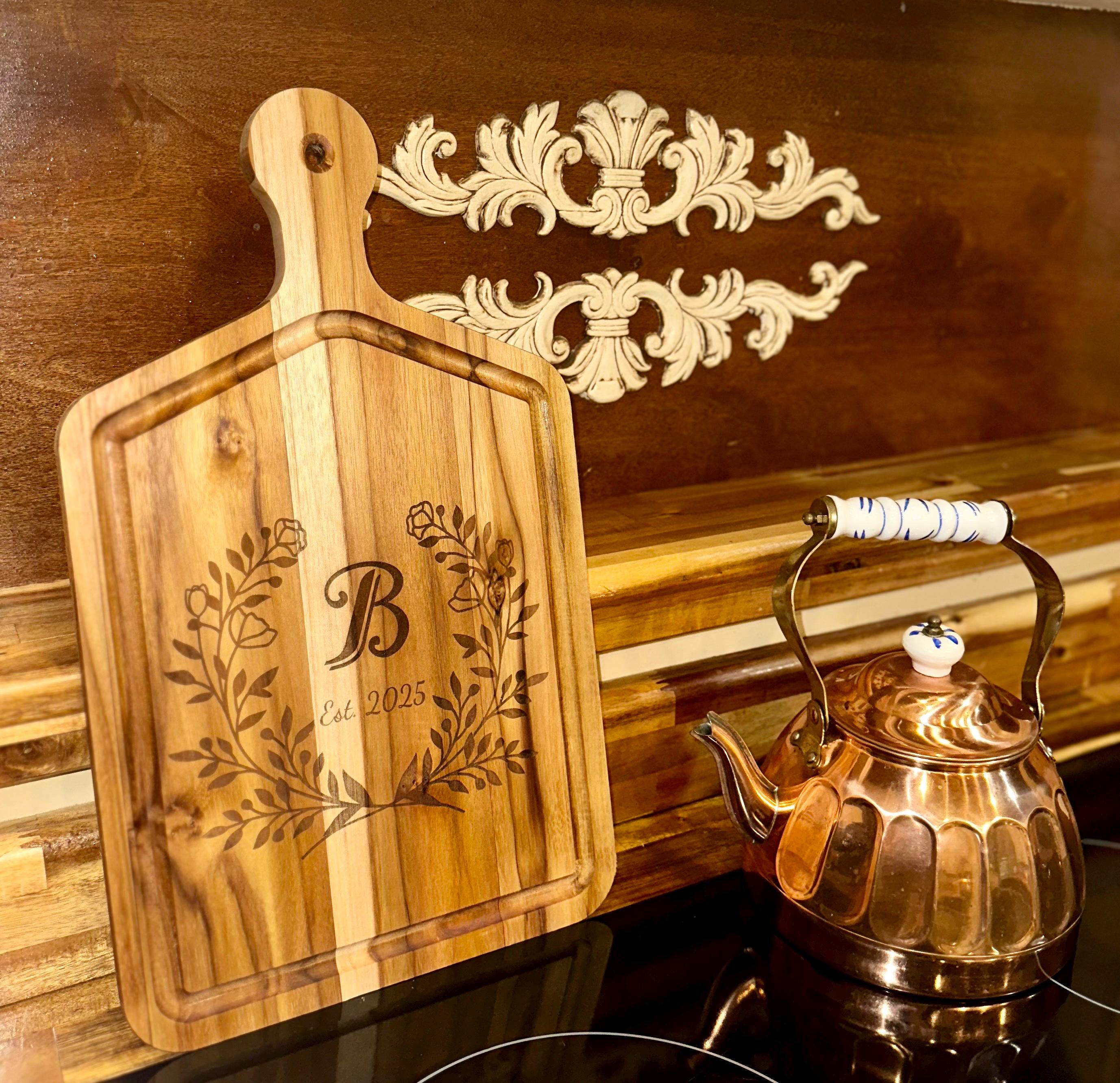 Personalized Teak Wood Cutting Board: Engraved Initial & Date