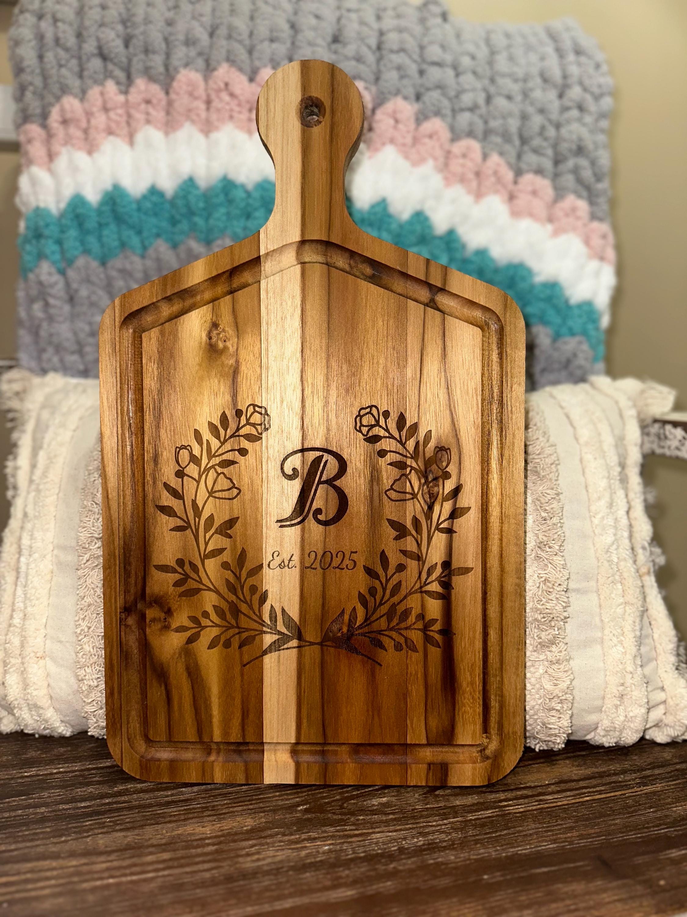 Personalized Teak Wood Cutting Board: Engraved Initial & Date